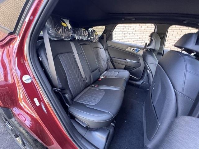 new 2025 Kia Sportage car, priced at $32,265