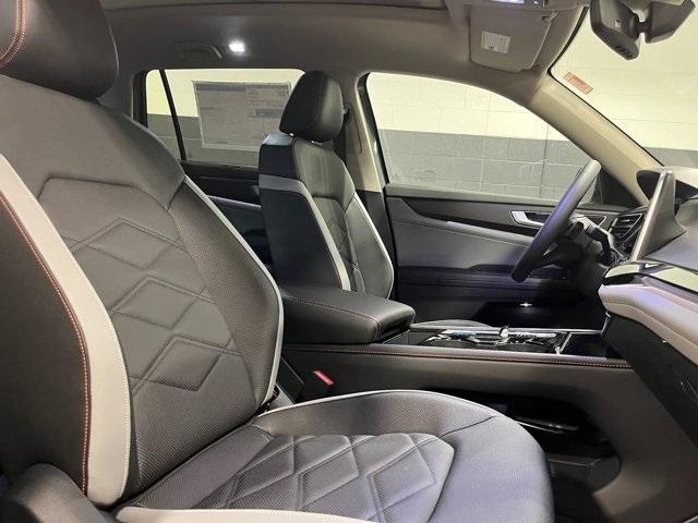 new 2025 Volkswagen Atlas car, priced at $42,339