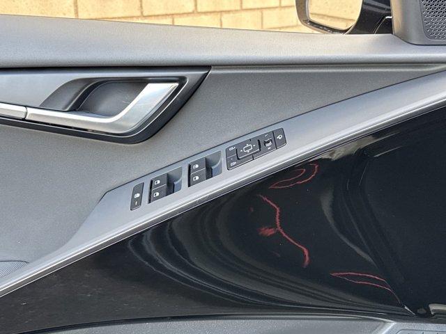 new 2025 Kia Niro car, priced at $29,545