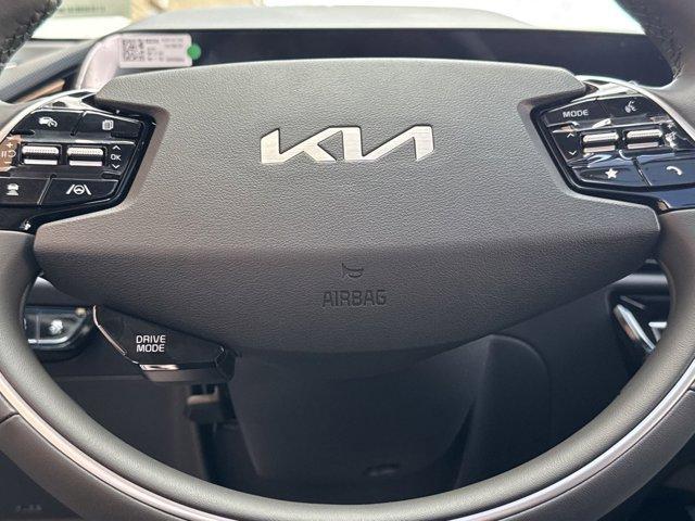 new 2025 Kia Niro car, priced at $29,545