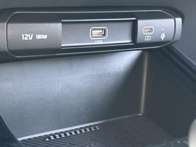 new 2025 Kia Niro car, priced at $30,545