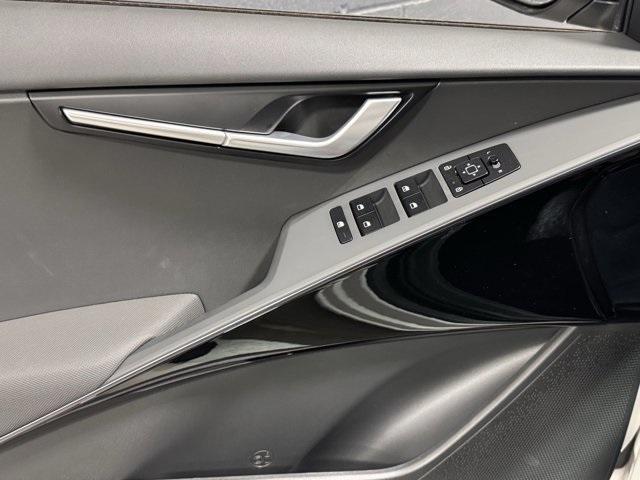 new 2025 Kia Niro car, priced at $27,245