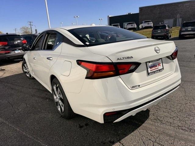 new 2025 Nissan Altima car, priced at $28,140