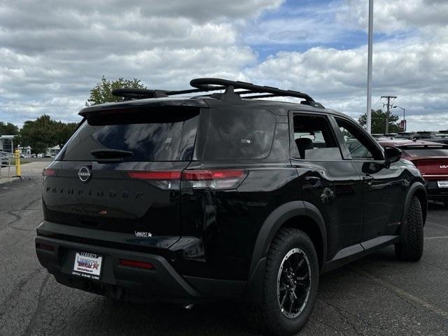 new 2024 Nissan Pathfinder car, priced at $39,599