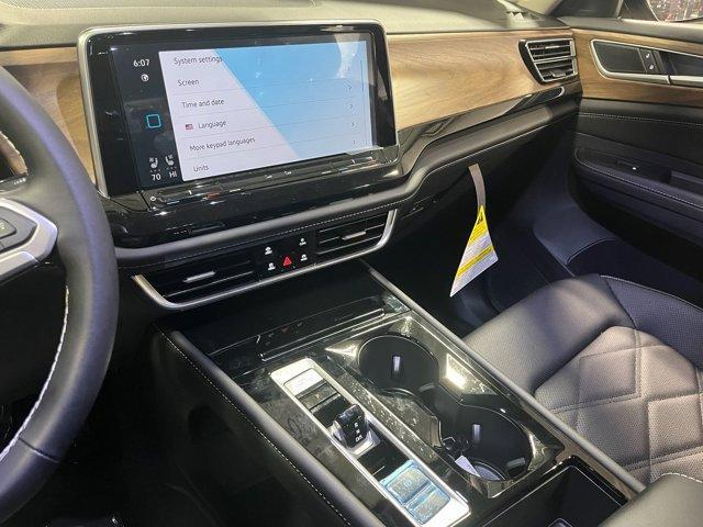 new 2025 Volkswagen Atlas car, priced at $43,443