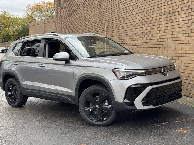 new 2025 Volkswagen Taos car, priced at $31,189