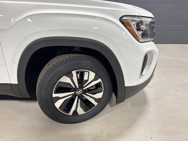 new 2025 Volkswagen Atlas car, priced at $36,927