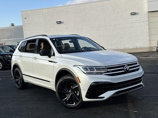 new 2024 Volkswagen Tiguan car, priced at $38,968