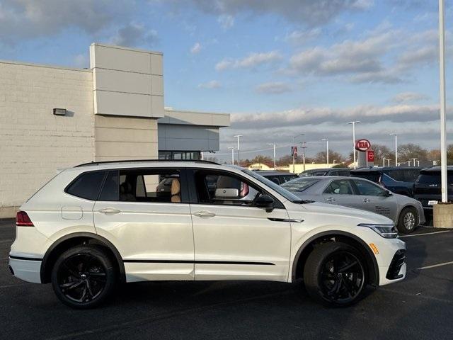 new 2024 Volkswagen Tiguan car, priced at $38,968