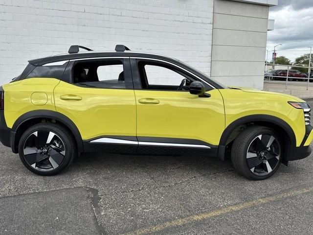 new 2025 Nissan Kicks car, priced at $29,928