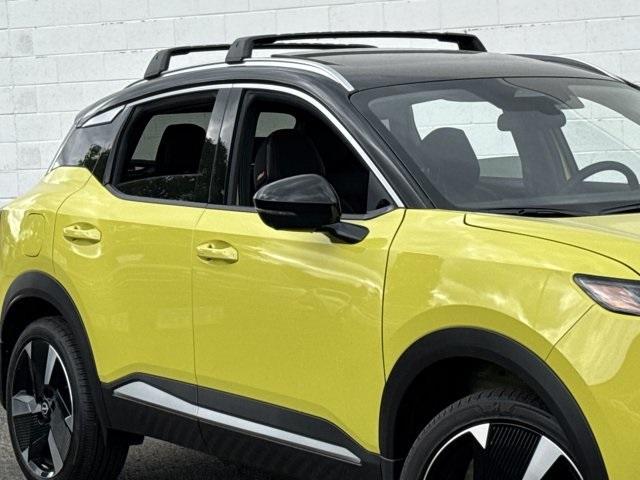 new 2025 Nissan Kicks car, priced at $29,928