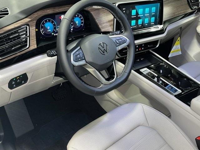 new 2025 Volkswagen Atlas car, priced at $50,621