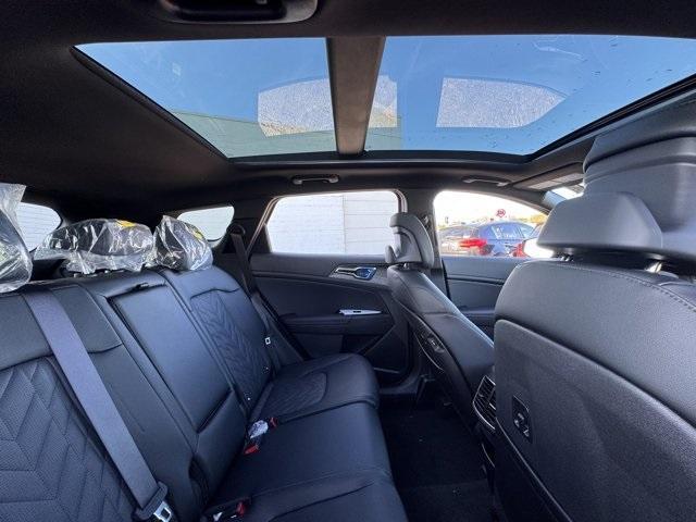 new 2025 Kia Sportage car, priced at $32,640