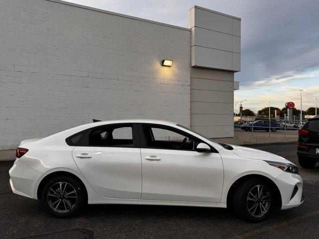 new 2024 Kia Forte car, priced at $18,290