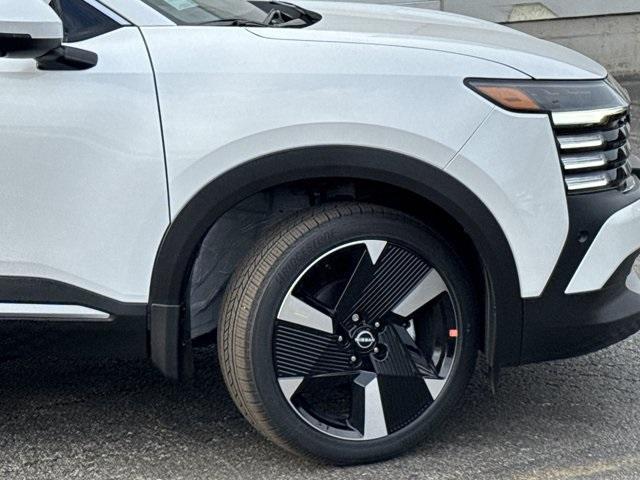 new 2025 Nissan Kicks car, priced at $27,820