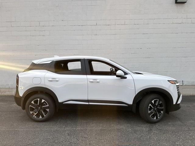 new 2025 Nissan Kicks car, priced at $24,984