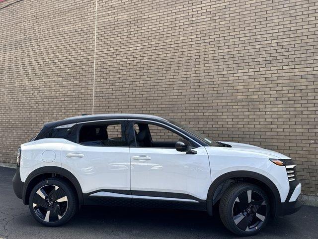 new 2025 Nissan Kicks car, priced at $22,090