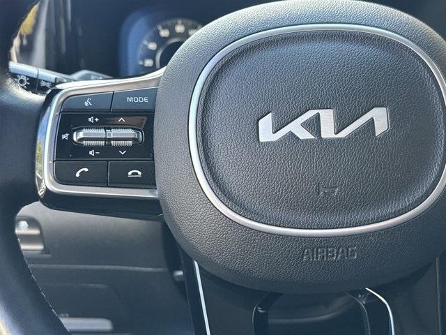 used 2022 Kia Sorento car, priced at $27,441