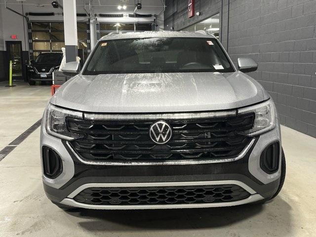 new 2024 Volkswagen Atlas Cross Sport car, priced at $38,427