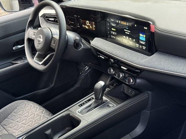 new 2025 Nissan Kicks car, priced at $24,759