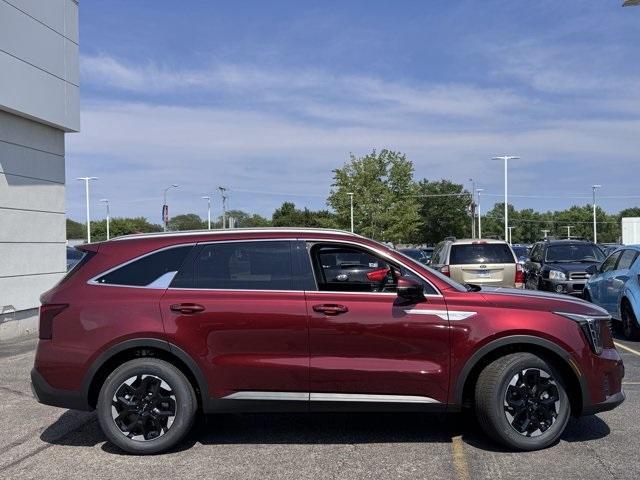 new 2025 Kia Sorento car, priced at $31,555