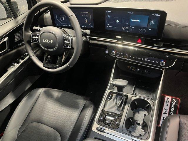 new 2025 Kia Carnival car, priced at $51,765