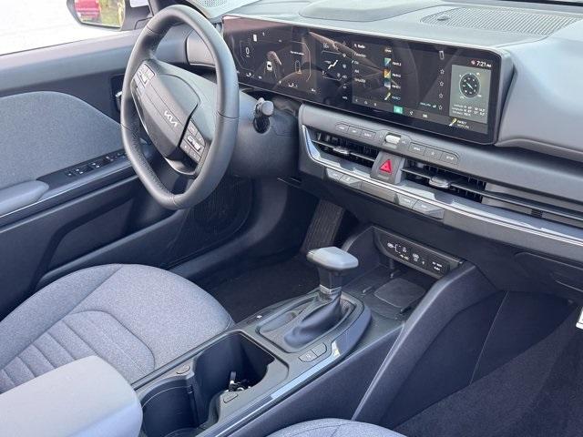 new 2025 Kia K4 car, priced at $22,225