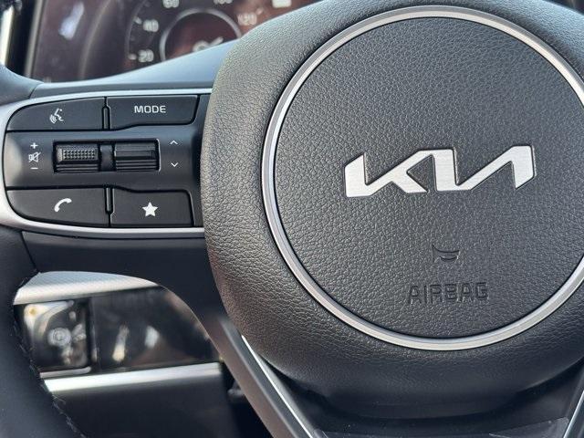 new 2025 Kia Sportage car, priced at $34,060
