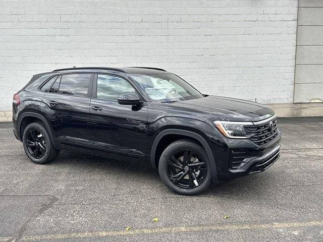 new 2025 Volkswagen Atlas Cross Sport car, priced at $51,561