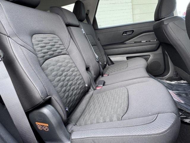 new 2025 Nissan Pathfinder car, priced at $34,610