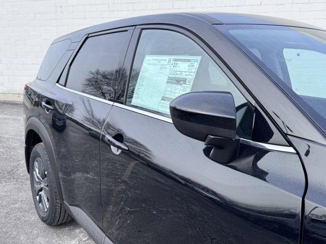 new 2025 Nissan Pathfinder car, priced at $28,910