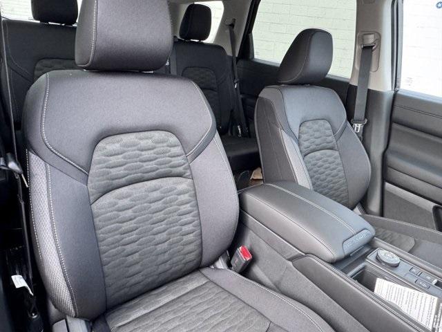 new 2025 Nissan Pathfinder car, priced at $34,610