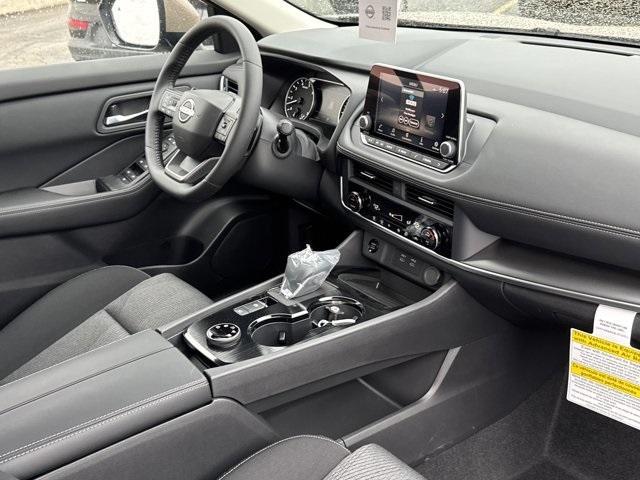 new 2025 Nissan Rogue car, priced at $33,600