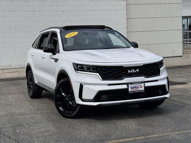 used 2022 Kia Sorento car, priced at $31,491