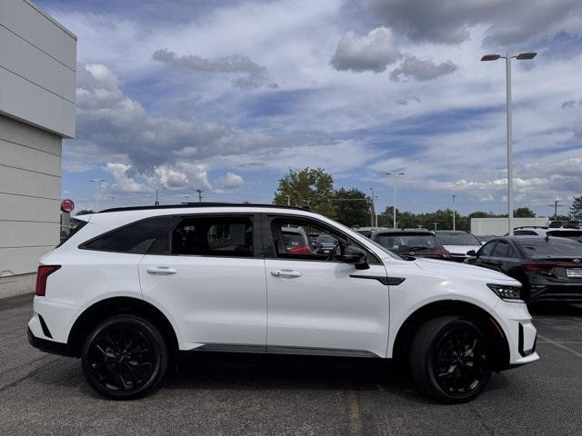 used 2022 Kia Sorento car, priced at $31,491