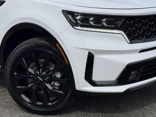 used 2022 Kia Sorento car, priced at $31,491