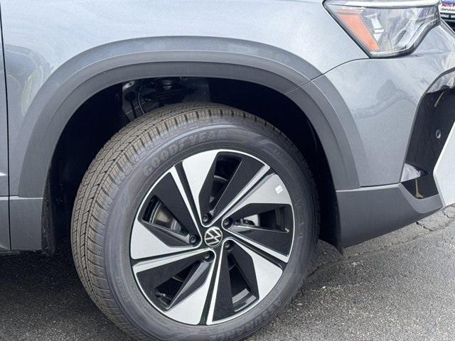 new 2025 Volkswagen Taos car, priced at $29,382