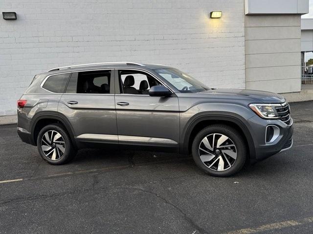 new 2024 Volkswagen Atlas car, priced at $49,288