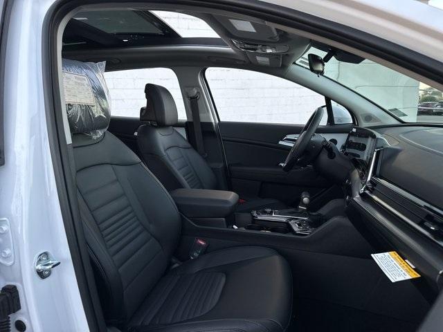 new 2025 Kia Sportage car, priced at $35,120