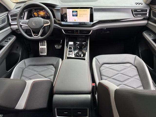 new 2025 Volkswagen Atlas car, priced at $42,990
