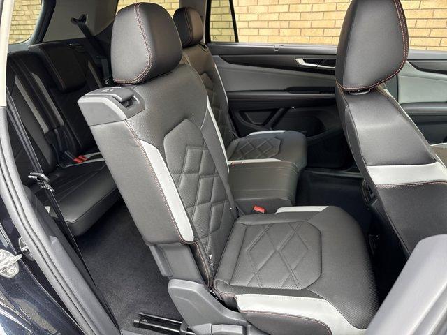 new 2025 Volkswagen Atlas car, priced at $44,574