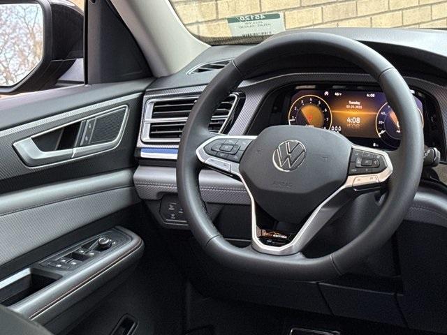 new 2025 Volkswagen Atlas car, priced at $42,990