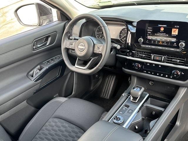 new 2025 Nissan Pathfinder car, priced at $39,089