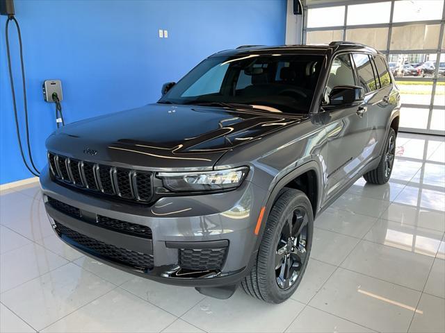 new 2024 Jeep Grand Cherokee L car, priced at $46,000