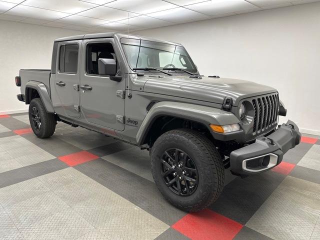 new 2023 Jeep Gladiator car, priced at $48,442