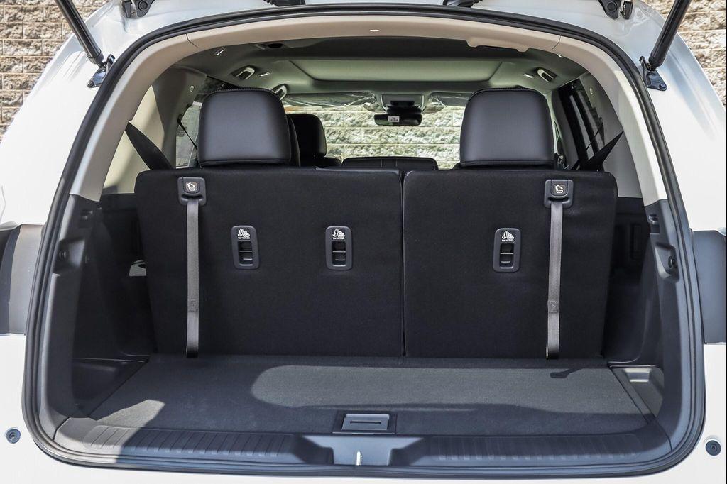 new 2025 Honda Pilot car, priced at $49,735