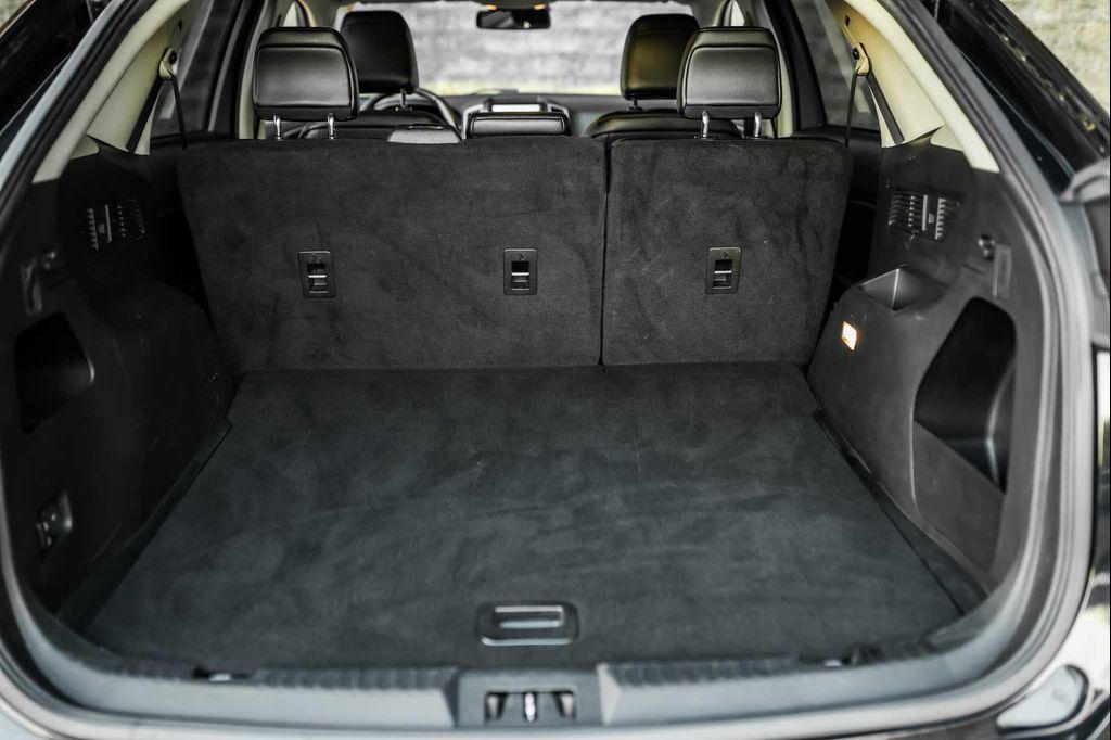 used 2023 Ford Edge car, priced at $23,000