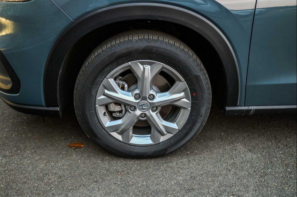 new 2026 Honda HR-V car, priced at $28,800