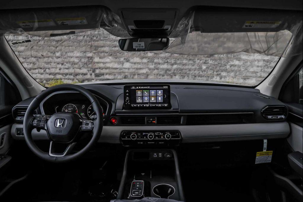new 2025 Honda Pilot car, priced at $44,845