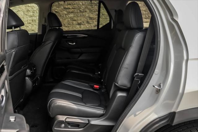 new 2025 Honda Pilot car, priced at $46,005